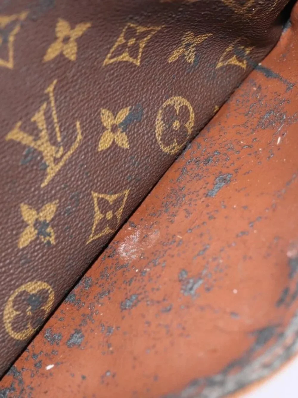 LOUIS VUITTON Monogram Compiegne 28 Clutch Bag M51845 LV Auth